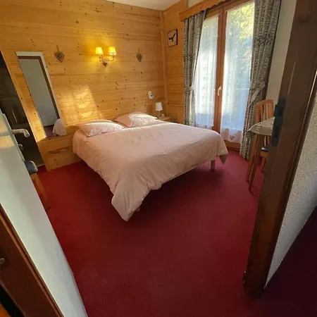 Le Hotel 3*
