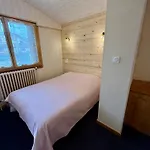 Le 3*
