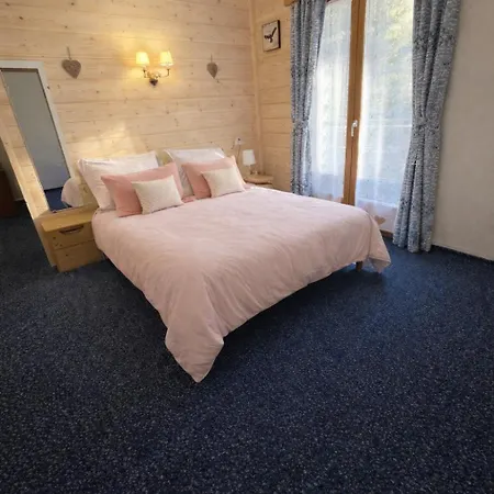 Le Hotel
